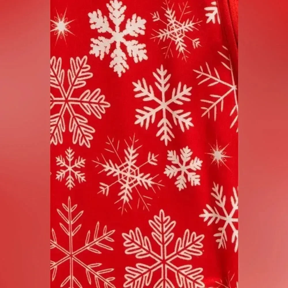 Posh Peanut NWT Zima Snowflake Fitted Convertible Footie Pajamas 6 to 9 months